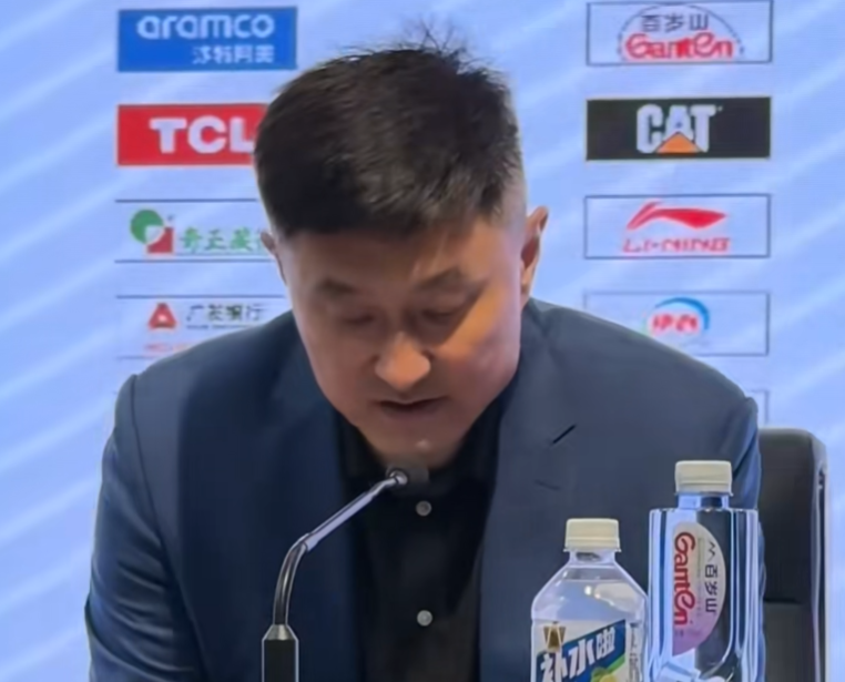 华体会APP-胜辽宁发布会！杜锋与萨林杰直指对手是强队，并认可下半场没松懈